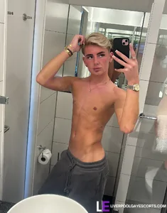 male rent boy Birmingham Kyle